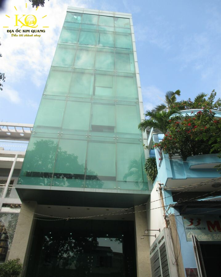 Ben-ngoai-Maic-Building