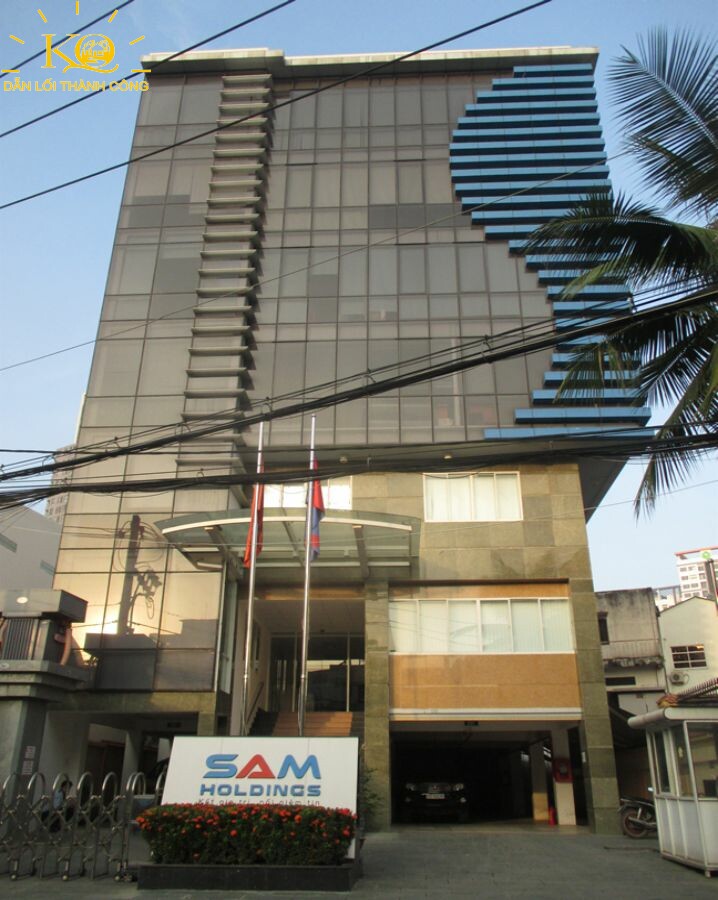 Ben-ngoai-Sacom-Building