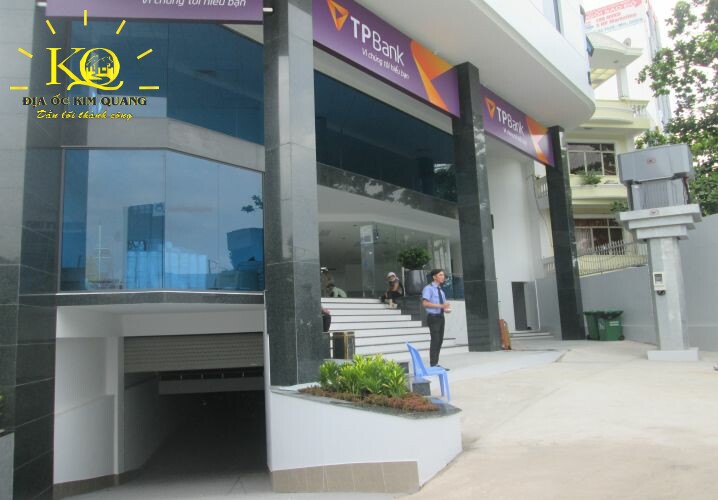 Lối xuống hầm gửi xe TN 9 Building Loi-xuong-ham-gui-xe-TN-9-Building