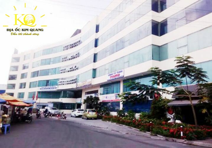 Hình chụp bao quát nguyên tòa nhà văn phòng cho thuê đường Phổ Quang Quận Tân Bình