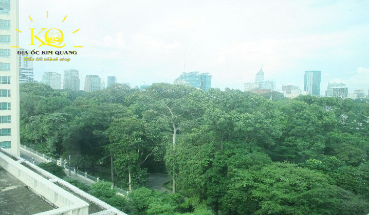 ình chụp view từ tòa nhà văn phòng cho thuê quận 3 nhìn ra Dinh Độc Lập