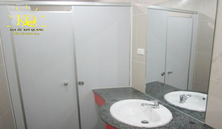cho-thue-van-phong-osc-building-toilet