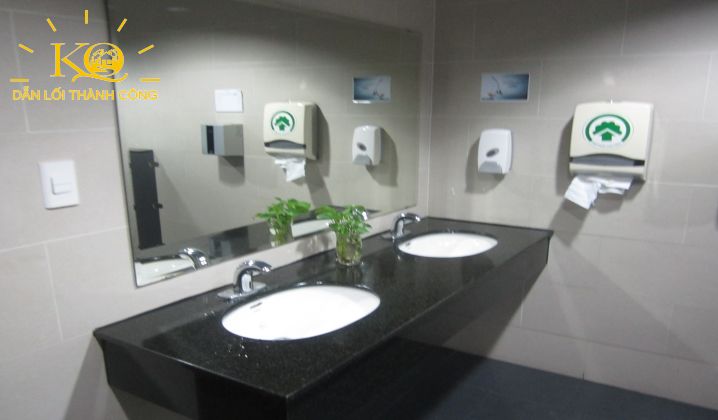 cho-thue-van-phong-quan-1-gia-re-cj-building-08-toilet-sach-se-dia-oc-kim-quang