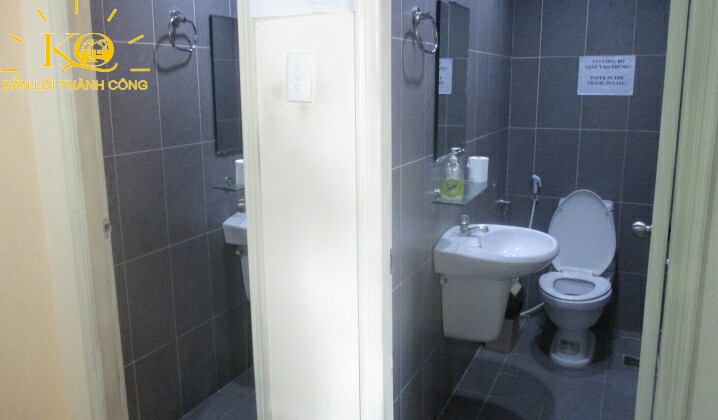 cho-thue-van-phong-quan-1-gia-re-hyat-building-9-toilet-dia-oc-kim-quang