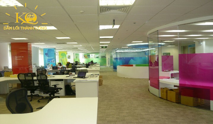 Một văn phòng được thiết kế bởi Crystal decord