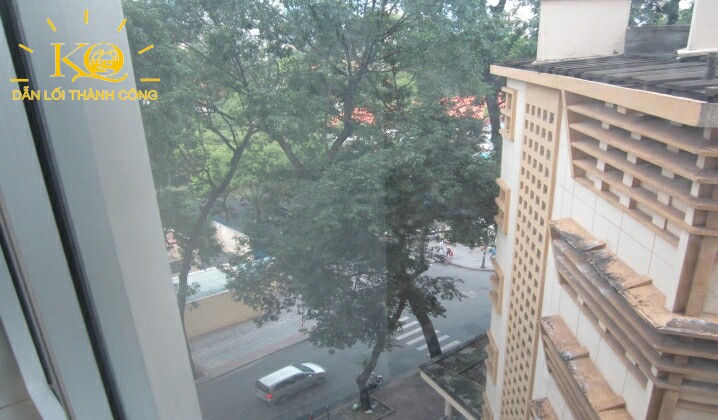 View từ văn phòng tòa nhà Saigon Tower