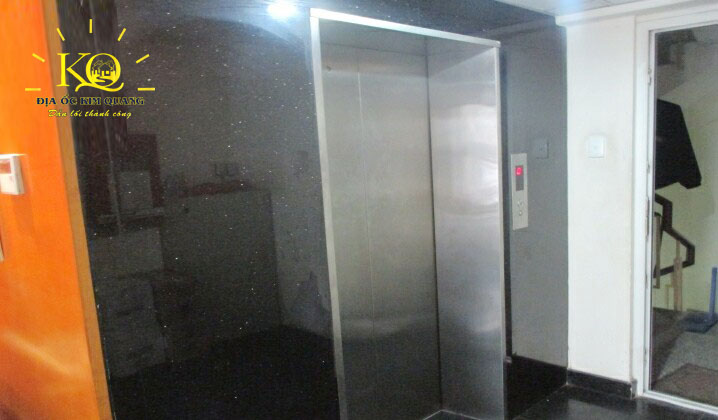 Hệ thống thang máy tại tòa nhà TECHGEL Building