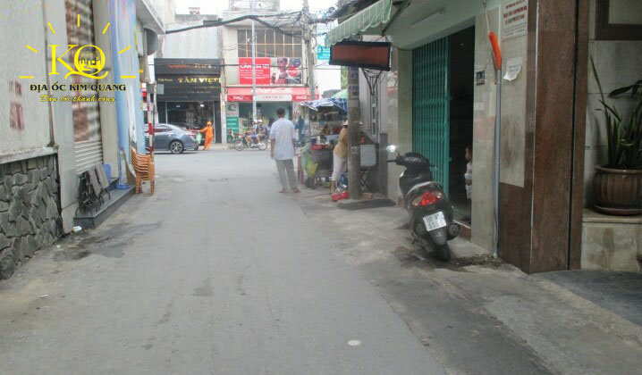 Con đường phía trước tòa nhà Thiên Nam An building