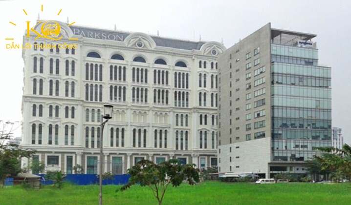 Địa ốc Kim Quang  Hình chụp bao quát tòa nhà cho thuê văn phòng quận 7 Saigon Paragon building