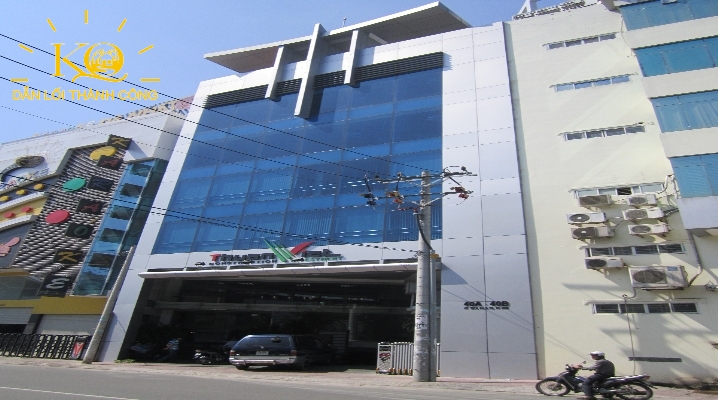 Bên ngoài tòa nhà Thuận Việt Building