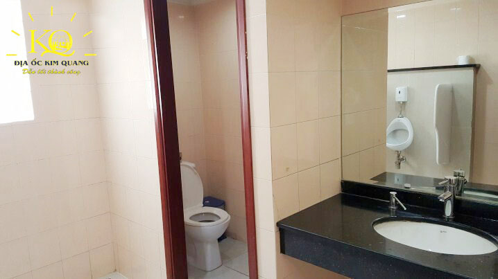 Toilet tại Thiên Sơn Building