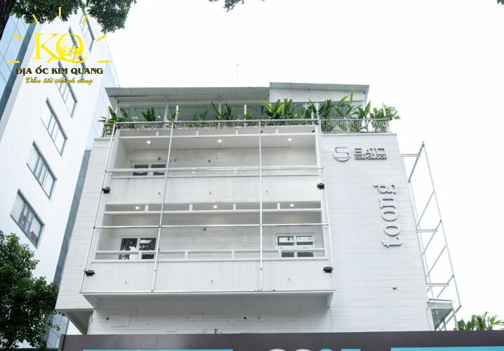 Hình chụp góc khác văn phòng trọn gói Toong Building 