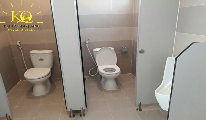 dia-oc-kim-quang-cho-thue-van-phong-quan-1-pax-sky-9-building-06-toilet