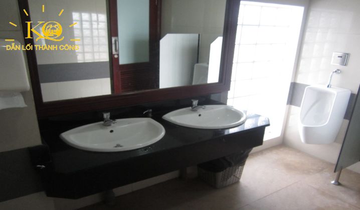 dia-oc-kim-quang-cho-thue-van-phong-quan-1-rosana-tower-06-restroom