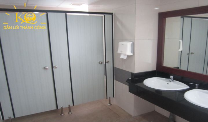dia-oc-kim-quang-cho-thue-van-phong-quan-1-rosana-tower-07-mot-goc-restroom