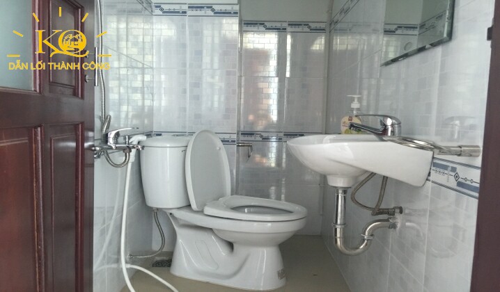 dia-oc-kim-quang-cho-thue-van-phong-quan-1-winhome-building-7-toilet