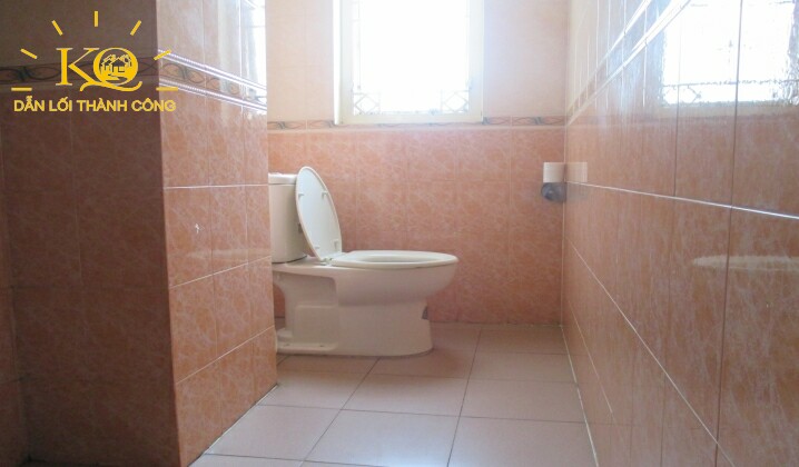 dia-oc-kim-quang-cho-thue-van-phong-quan-10-bach-ma-office-center-8-toilet