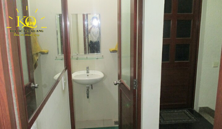 dia-oc-kim-quang-cho-thue-van-phong-quan-3-hoang-dan-building-7-toilet