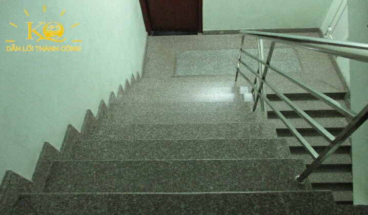 Lối thang bộ tại tòa nhà Licogi ​Building