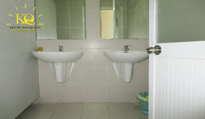 dia-oc-kim-quang-cho-thue-van-phong-quan-binh-thanh-the-morning-star-plaza-7-khu-vuc-toilet