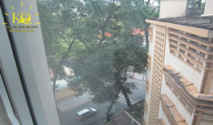 View từ tòa nhà hạng a Saigon Tower